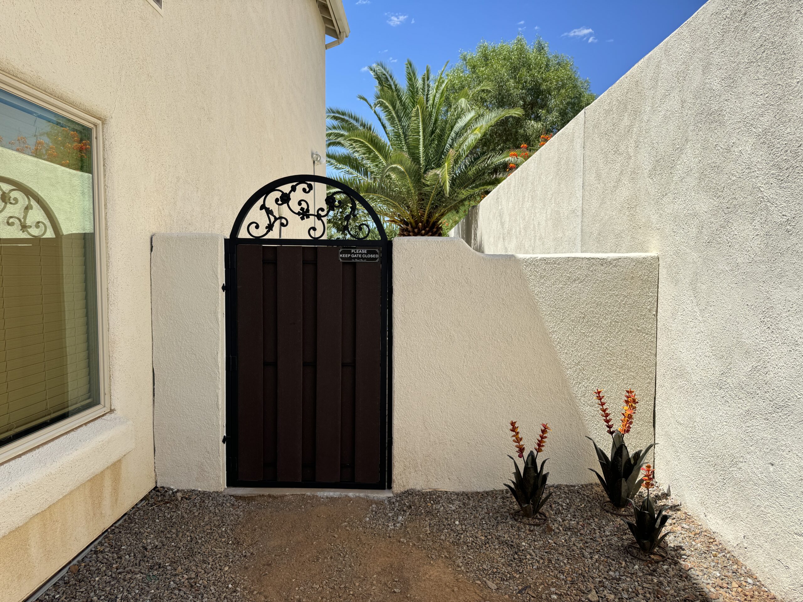 Custom snake proof gate in Tucson, AZ.